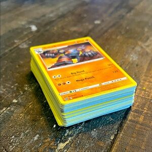 Stack of 70 Pokémon cards
